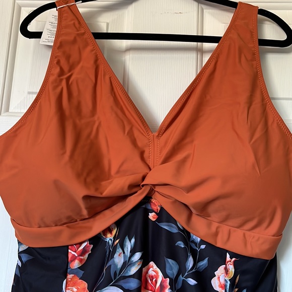 Plus Size Padded High Waist Swimdress - Picture 4 of 7